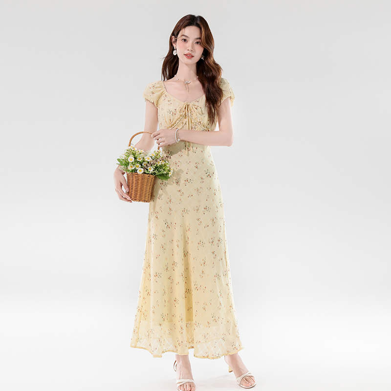 2026 Summer French V-Neck Mermaid Hem Long Dress - Image 4
