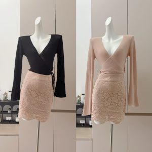 Women's Two-Piece Knit Top and Lace Bodycon Skirt Set with V-Neck Long Sleeves