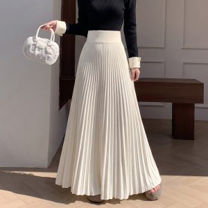 Women's Knit Pleated A-Line Long Skirt 2026 Early Autumn High-Waist Solid Apricot