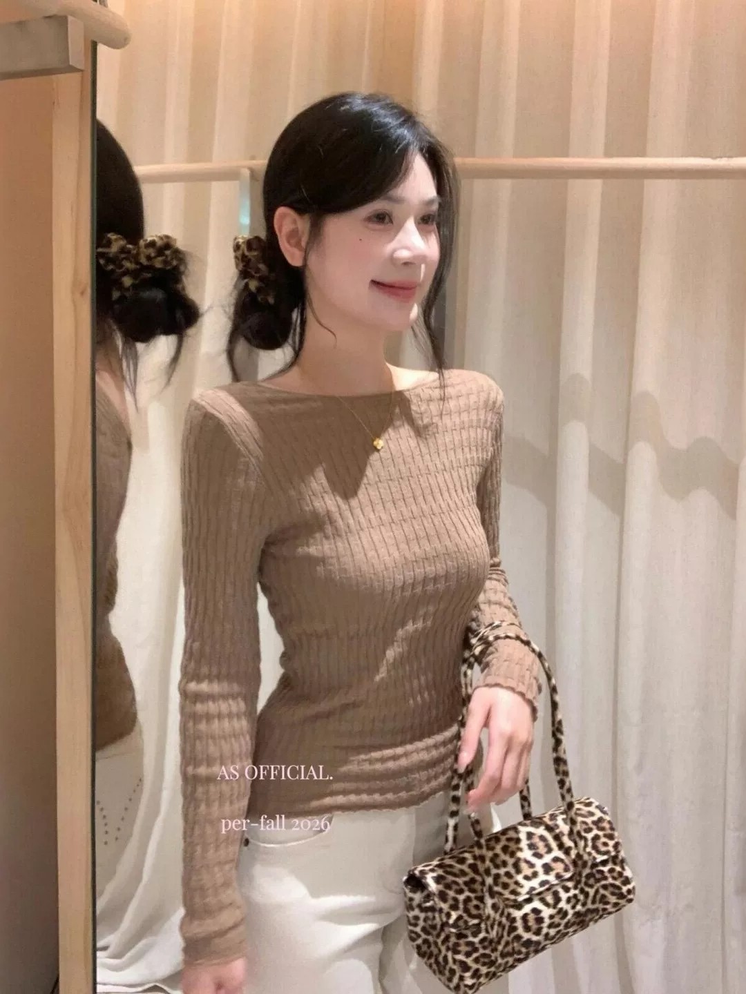 Women's Coffee Brown Crew Neck Long Sleeve Knit Sweater Retro Slimming Cropped Top - Image 2