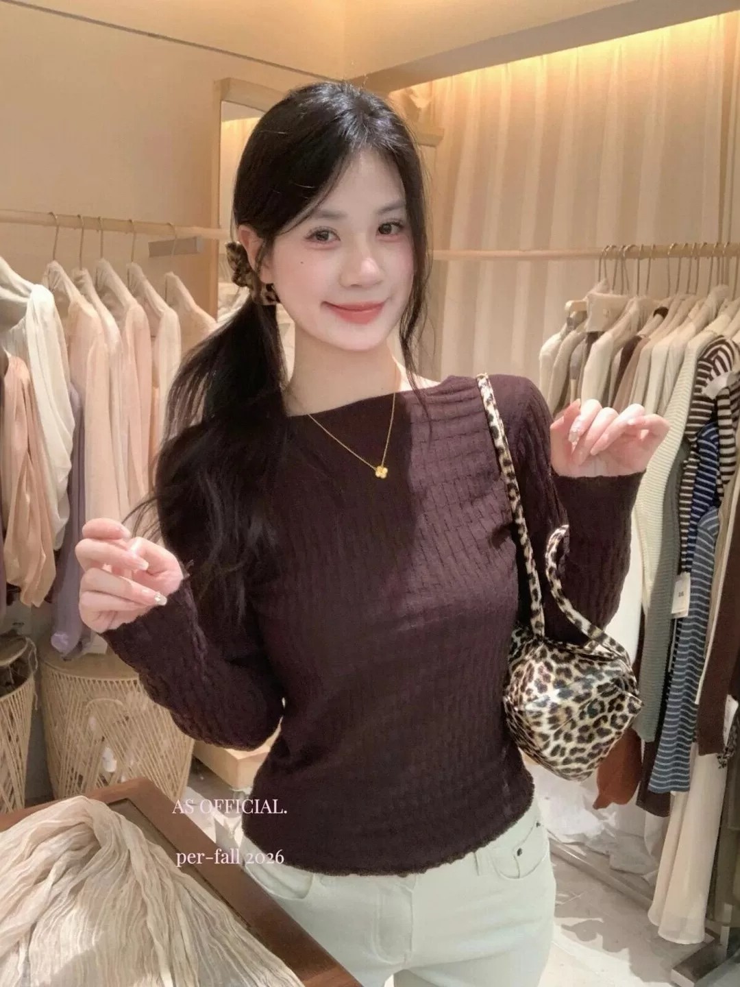 Women's Coffee Brown Crew Neck Long Sleeve Knit Sweater Retro Slimming Cropped Top - Image 4