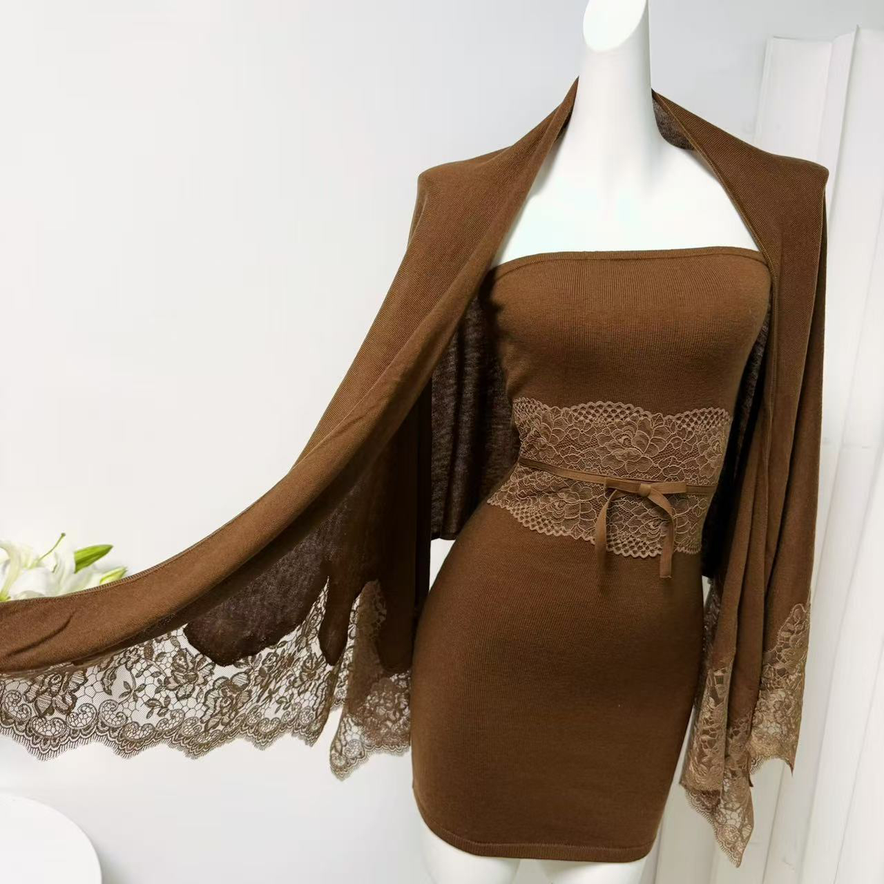 Women's Two-Piece Corset Top and Cape Skirt Set with Cinched Waist - Image 2